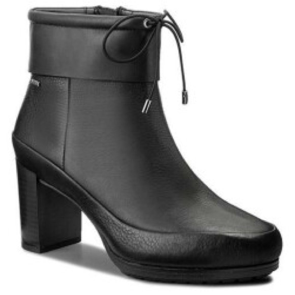 Clarks London Rain GTX Gore-Tex Black Leather Booties – Size 8 - Like New